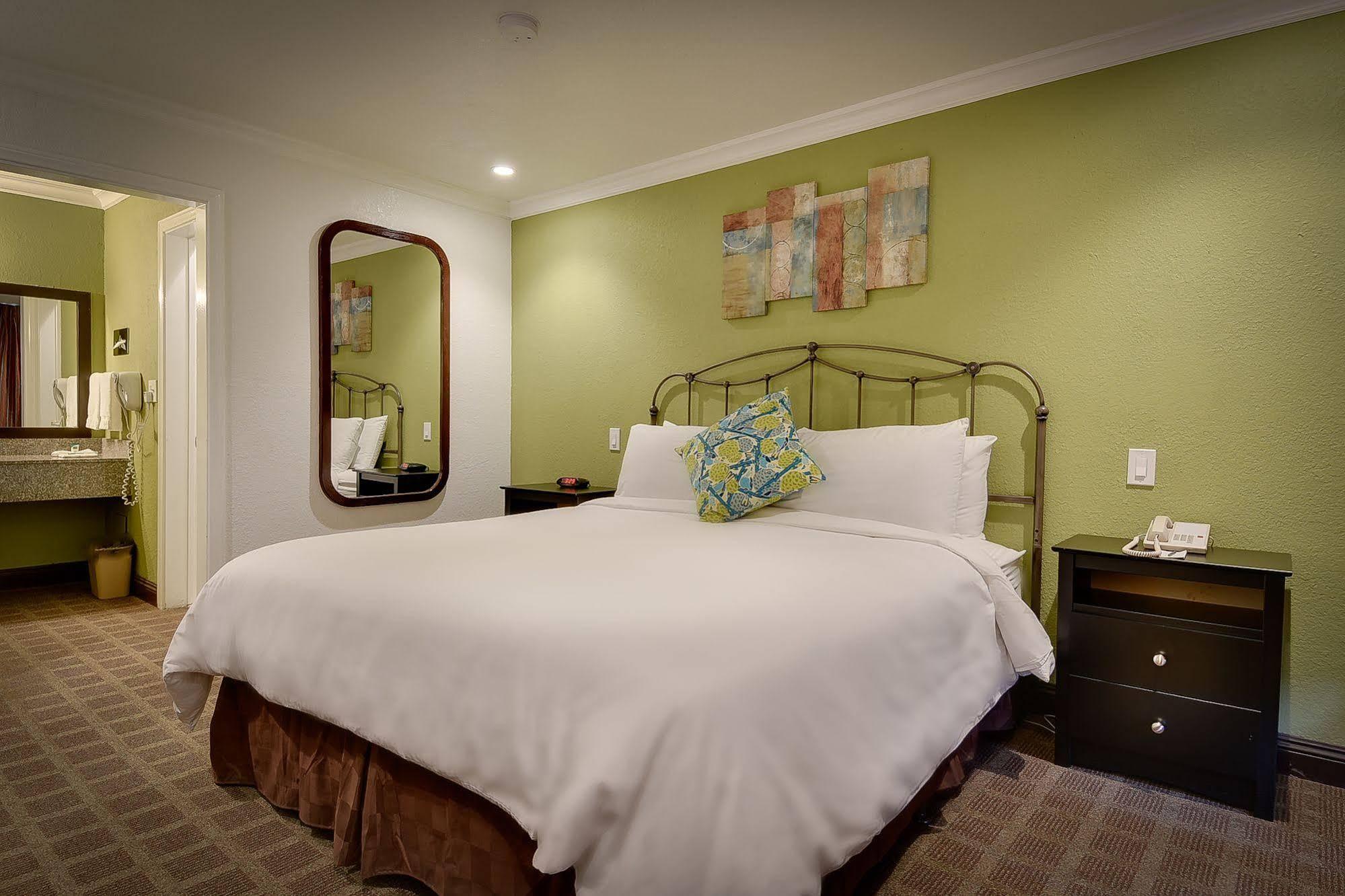 Vagabond Inn San Pedro Лос-Анджелес Экстерьер фото