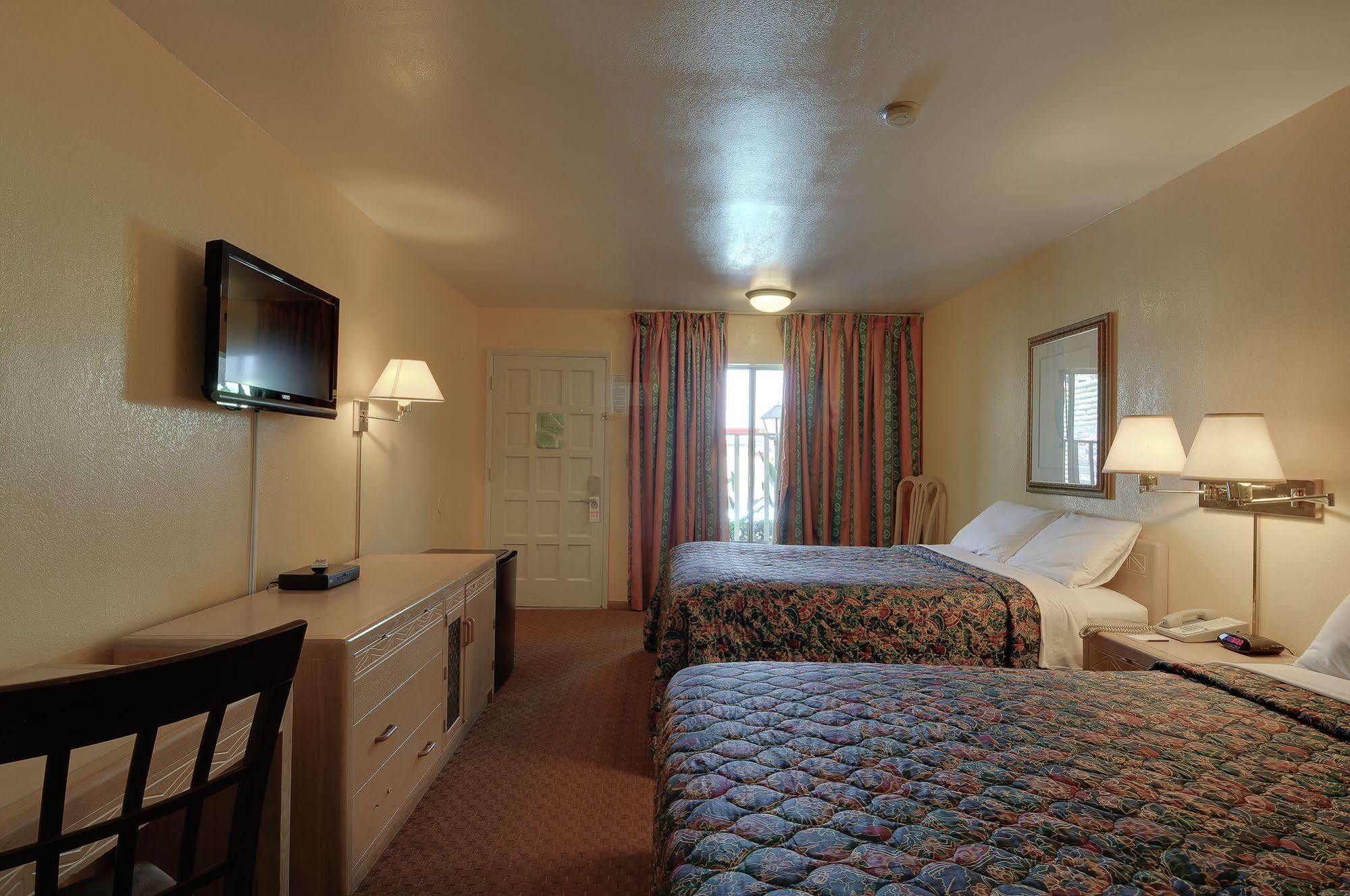 Vagabond Inn San Pedro Лос-Анджелес Экстерьер фото