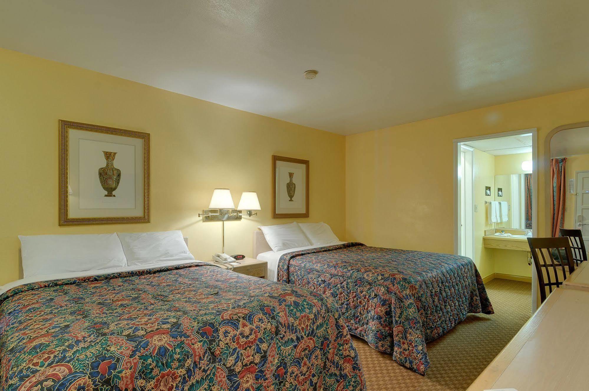 Vagabond Inn San Pedro Лос-Анджелес Экстерьер фото